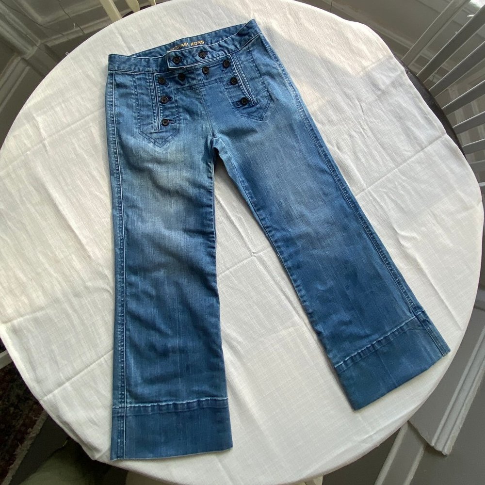 Michael Kors Women's Capris High Waisted Unique 90's Button Flap